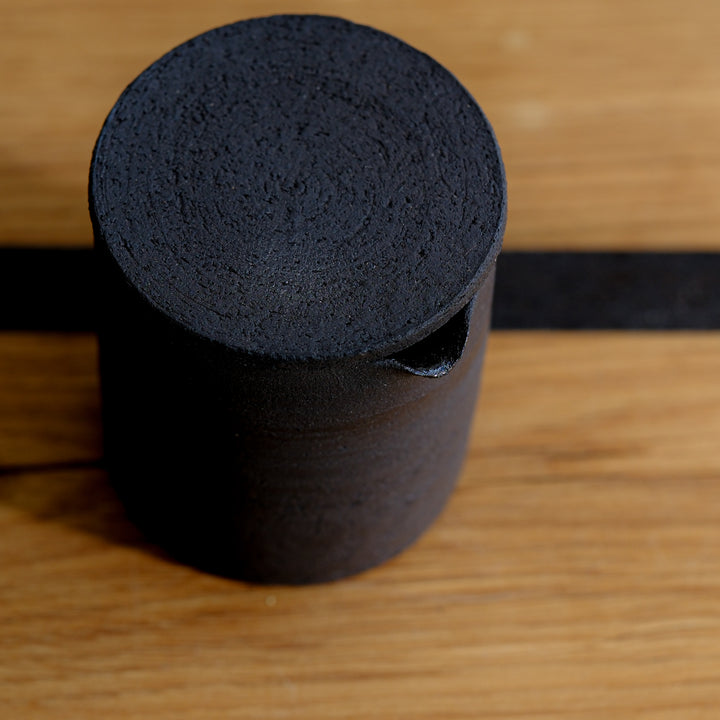 Saeam Kwon, ceramic, milk jug with lid | matt black (SK11)