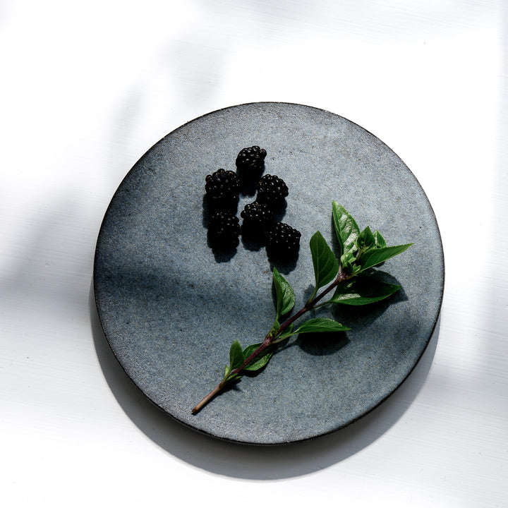 Saeam Kwon, ceramic, large dessert plate Ø 18 cm | gray petrol (SK03)