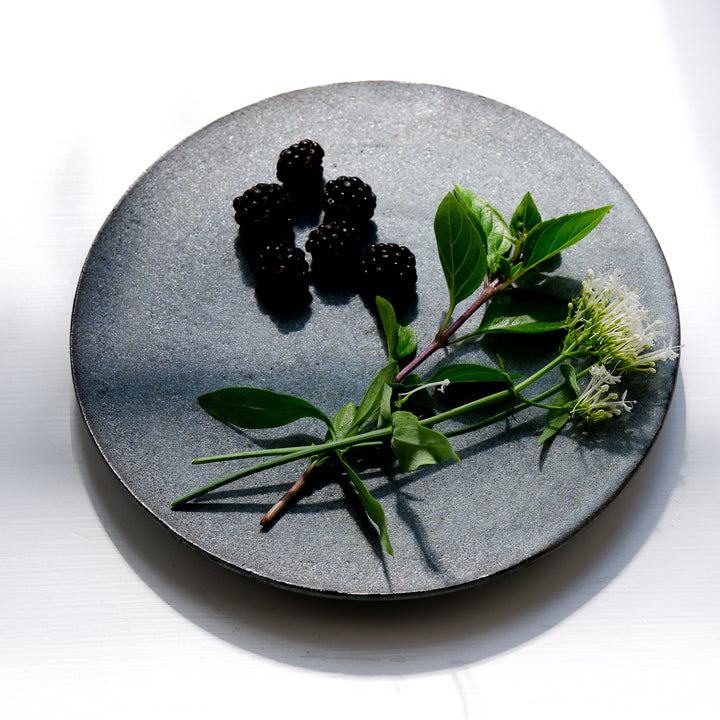 Saeam Kwon, ceramic, large dessert plate Ø 18 cm | gray petrol (SK03)