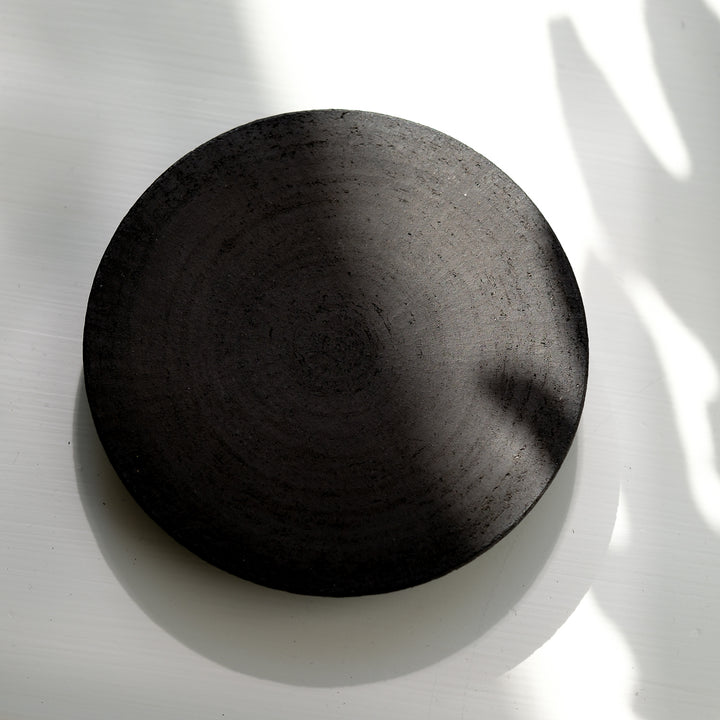 Saeam Kwon, ceramic, dessert plate Ø 12.5 cm | matt black (SK04)