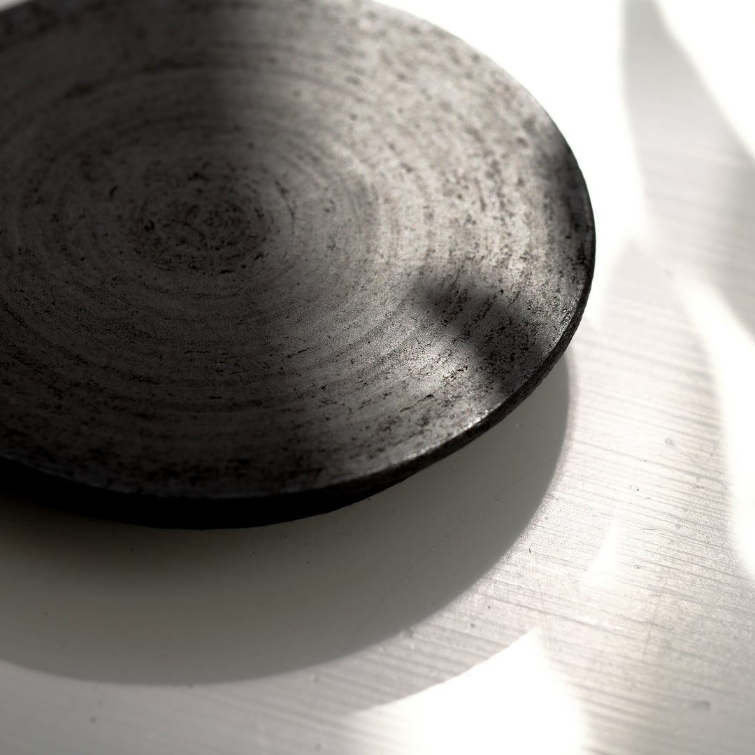 Saeam Kwon, ceramic, dessert plate Ø 12.5 cm | matt black (SK04)