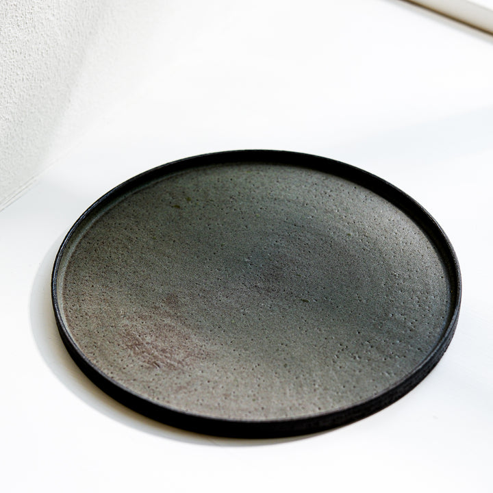 Saeam Kwon, ceramic, gourmet plate Ø 22 cm | gray green (SK07)