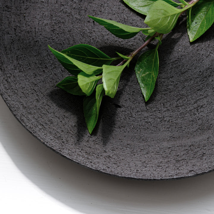 Saeam Kwon, ceramic, large dessert plate Ø 21 cm | matt black (SK01)