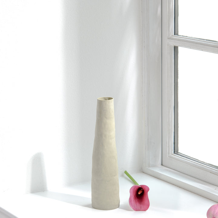 Silke Wellmeier, Vase Porzellan | 28cm, grau (SW41)