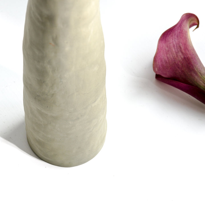 Silke Wellmeier, Vase Porzellan | 28cm, grau (SW41)