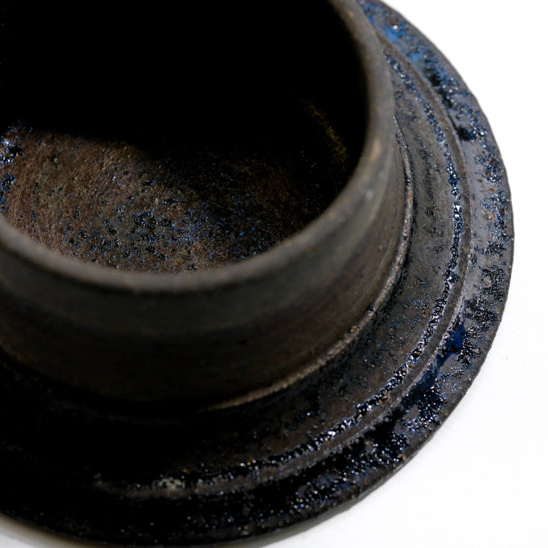 Kikuchi Toru, plate | Japanese ceramics, black (KT17)