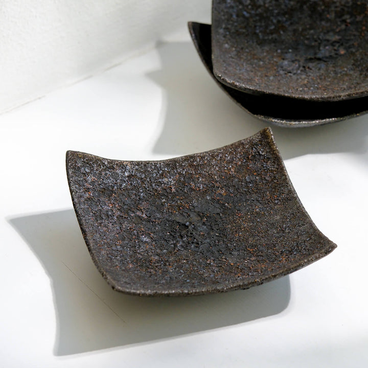 Toru Kikuchi, Bowl, flat, square, floating | Japanese ceramics | Japanese ceramics (KT18)