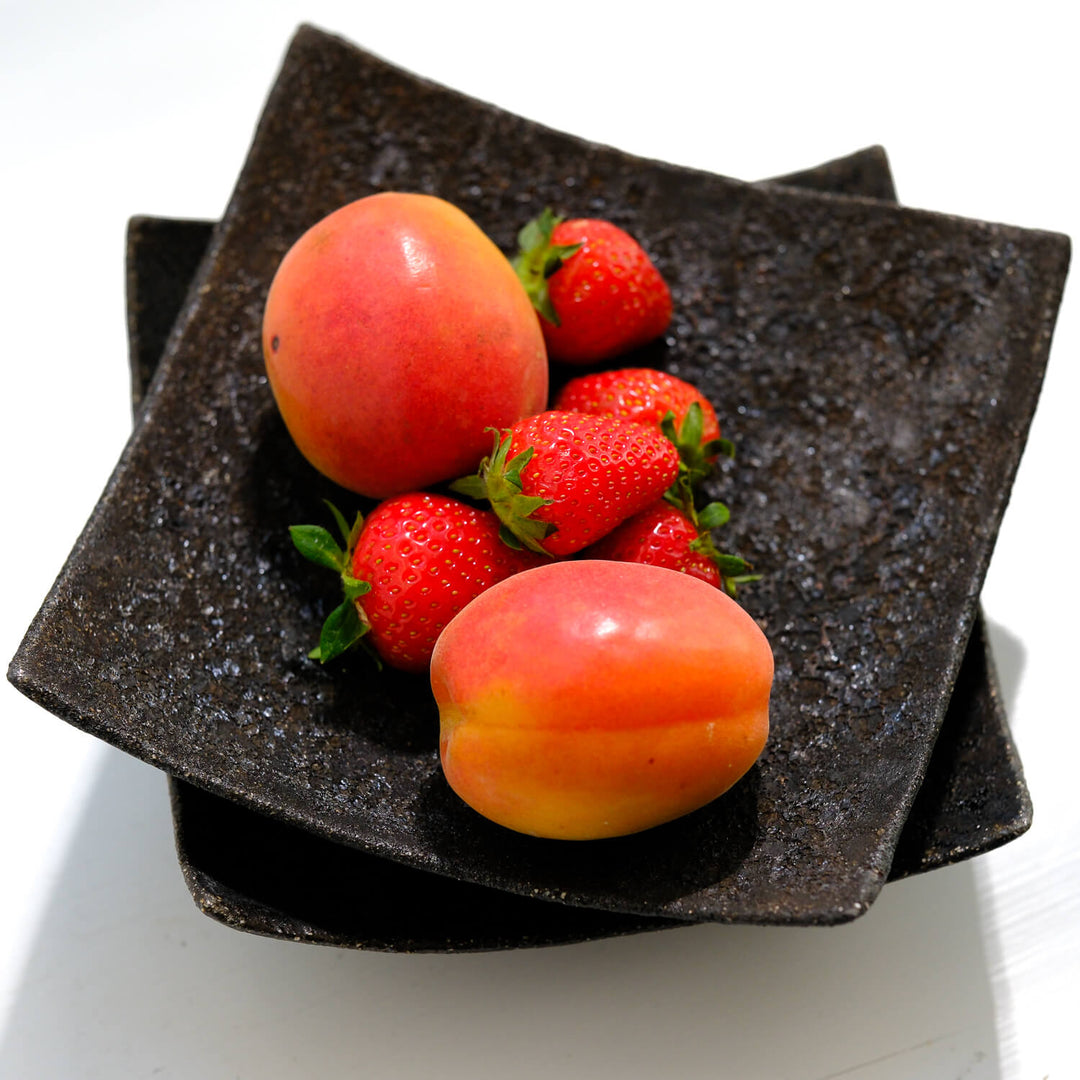 Toru Kikuchi, Bowl, flat, square, floating | Japanese ceramics | Japanese ceramics (KT18)
