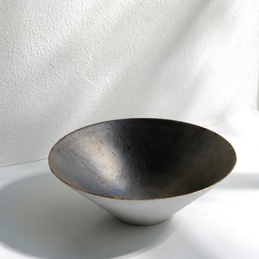 Keramik Schale von Toshifumi Tashiro, japanische Keramik, rund, japanischer Ton mit metallischer Glasur | haptik.de