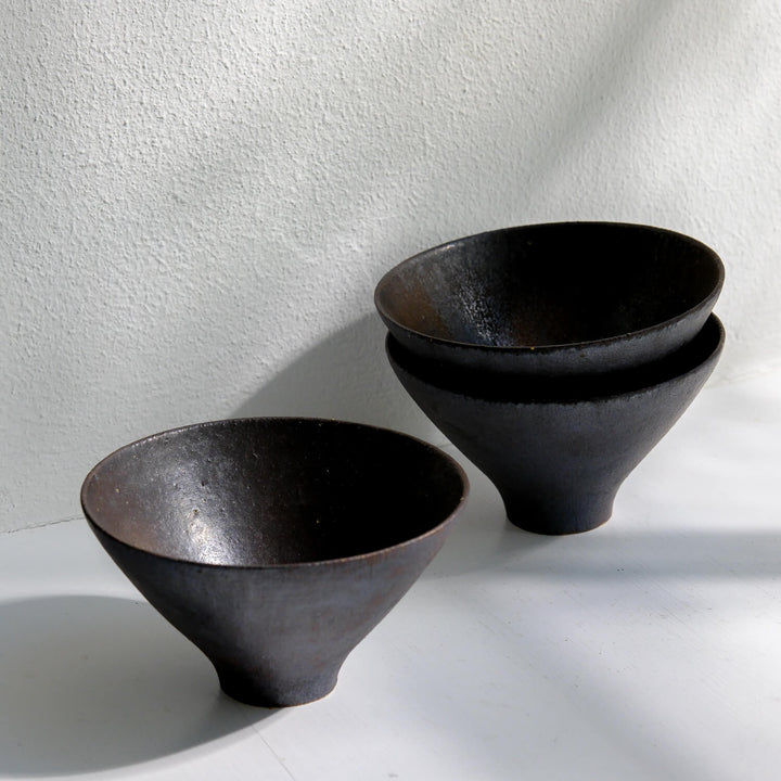 Toshifumi Tashiro, Schale, schwarz | japanische Keramik aus Mashiko (TT16)
