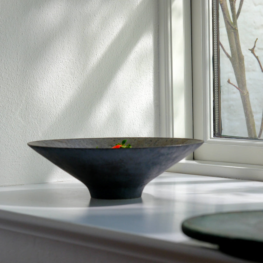 Toshifumi Tashiro, Schale | japanische Keramik aus Mashiko, schwarz (TT19)