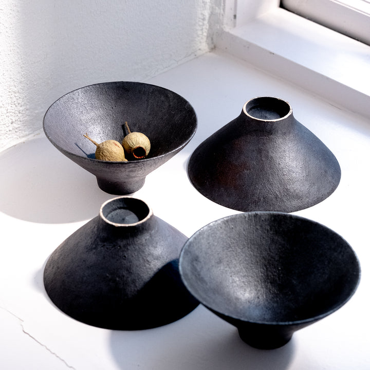 Toshifumi Tashiro, small bowl, black | Japanese ceramics (TT06)