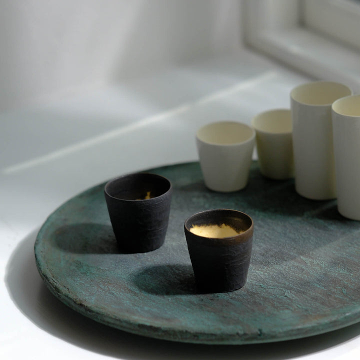 Wakahiko Ishikawa, Becher für Sake oder Shochu, japanische Keramik, schwarz (WI06)