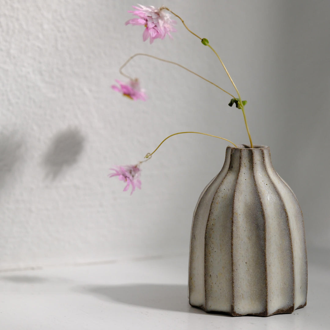 Yumiko Shimoya, Vase, japanische Keramik | Mentori (YS24)