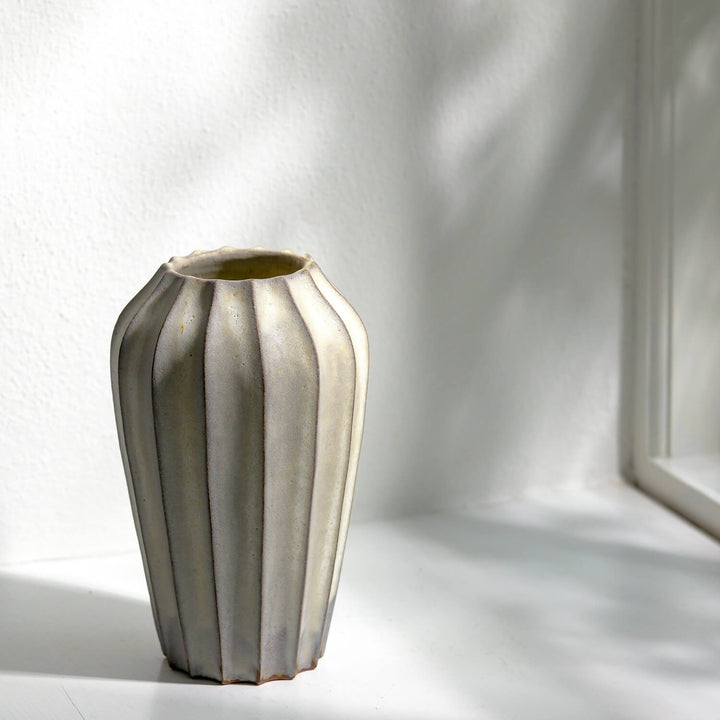 Yumiko Shimoya, Vase, japanische Keramik | Mentori (YS25)