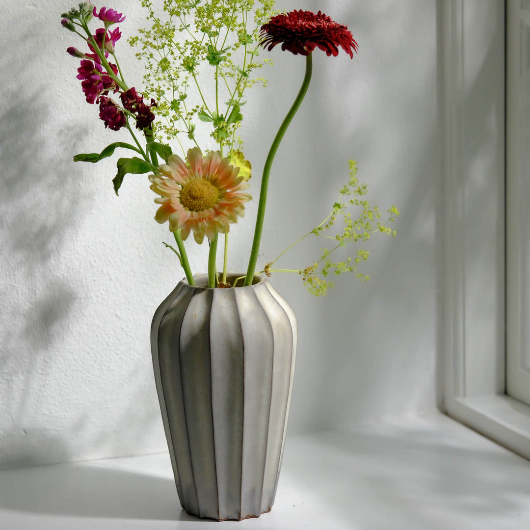 Yumiko Shimoya, Vase, japanische Keramik | Mentori (YS25)