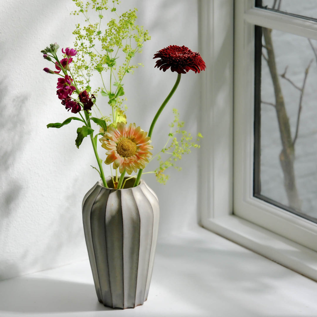 Yumiko Shimoya, Vase, japanische Keramik | Mentori (YS25)