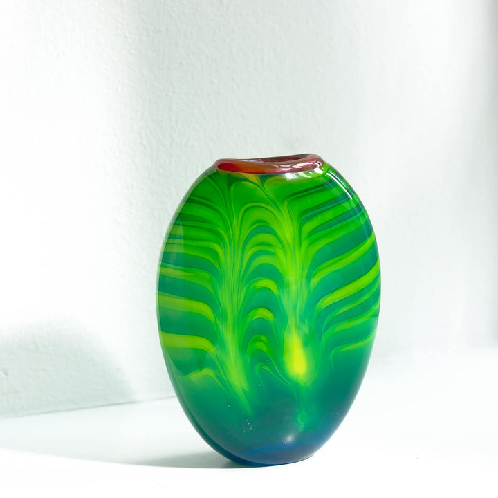 Barbara Ebner von Eschenbach, Glas Vase Ellipse grün | (BE52)
