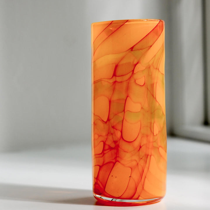 Barbara Ebner von Eschenbach, Glasvase | 19 cm, zylindrisch, orange (BE48)