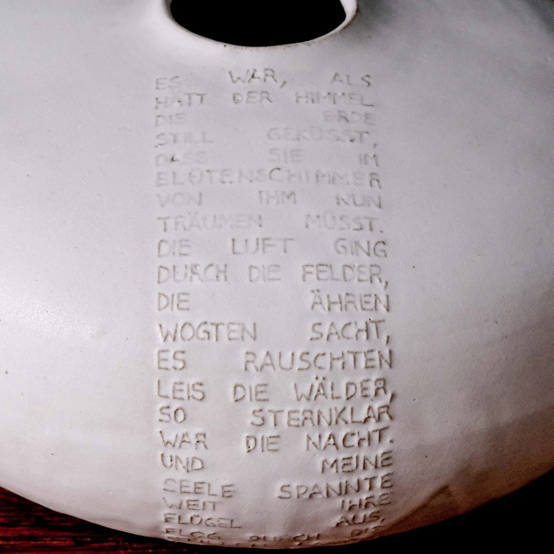 Marie Martin | Keramik Vase mit Gedicht, Mondnacht von Eichendorff, weiß (MC09)