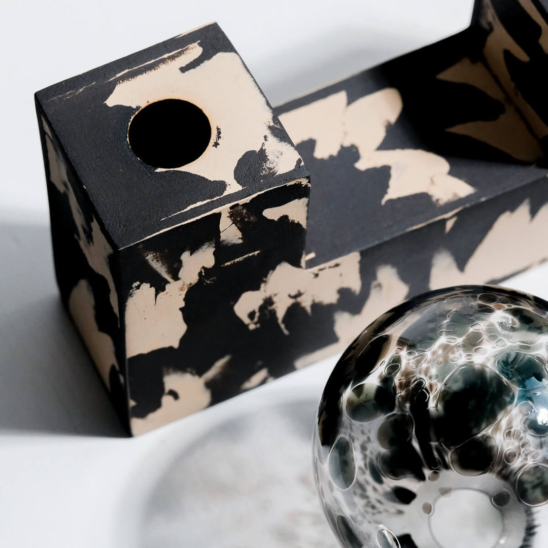 Masayoshi Oya, Vase, handgefertigt, Steinzeug und Glas, Unikat | schwarz und beige (MO01)