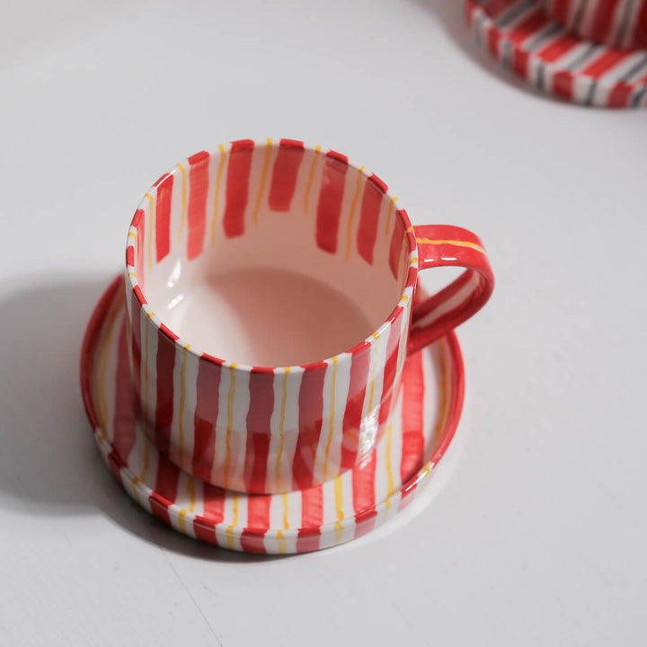 Masayoshi Oya, Tasse mit Untertasse, handgefertigt, Porzellan | rot und gelb (MO41)
