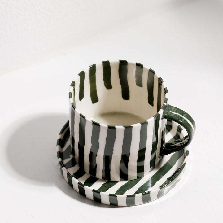 Masayoshi Oya, Tasse mit Untertasse, handgefertigt, Porzellan | grün (MO40)